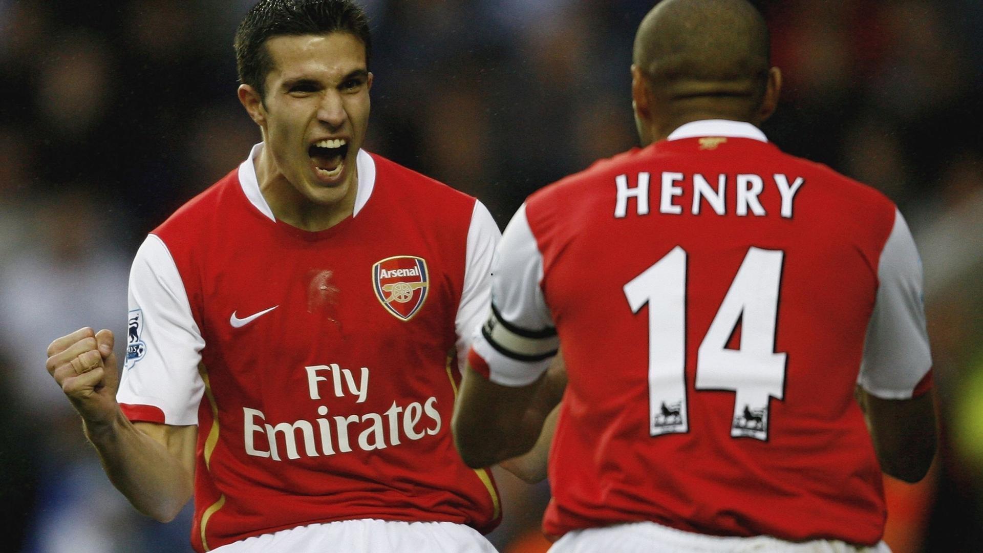 德天空独家，南安普顿40万欧租借拜仁门将佩雷茨，协议内含800万买断选项